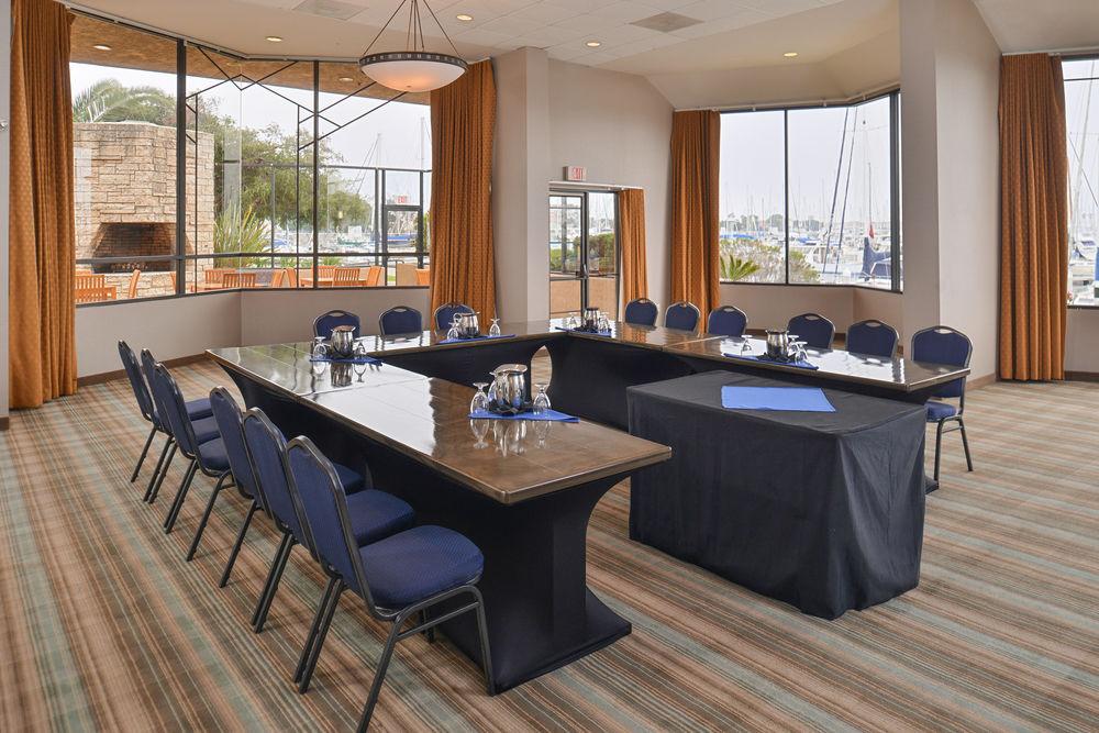 Holiday Inn Express Hotel & Suites Ventura Harbor By Ihg Zewnętrze zdjęcie