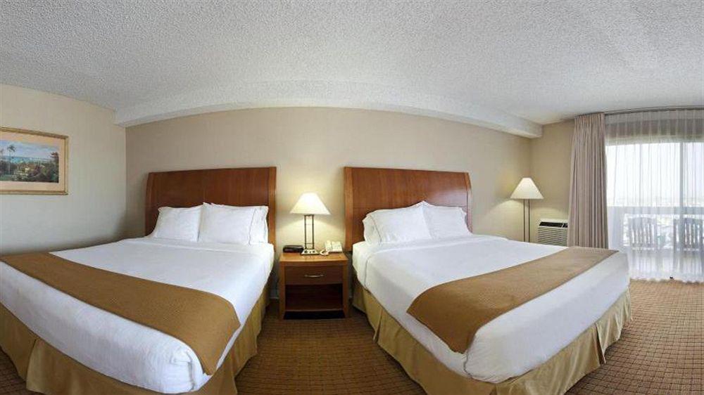 Holiday Inn Express Hotel & Suites Ventura Harbor By Ihg Zewnętrze zdjęcie