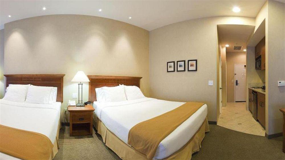 Holiday Inn Express Hotel & Suites Ventura Harbor By Ihg Zewnętrze zdjęcie
