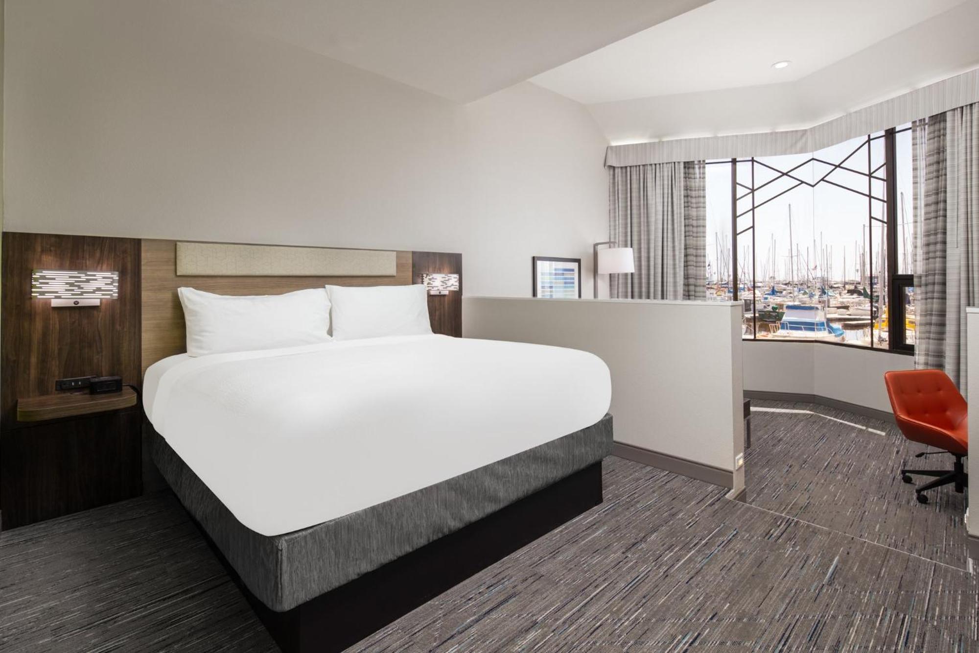 Holiday Inn Express Hotel & Suites Ventura Harbor By Ihg Zewnętrze zdjęcie