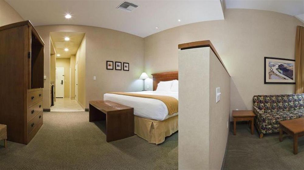 Holiday Inn Express Hotel & Suites Ventura Harbor By Ihg Zewnętrze zdjęcie