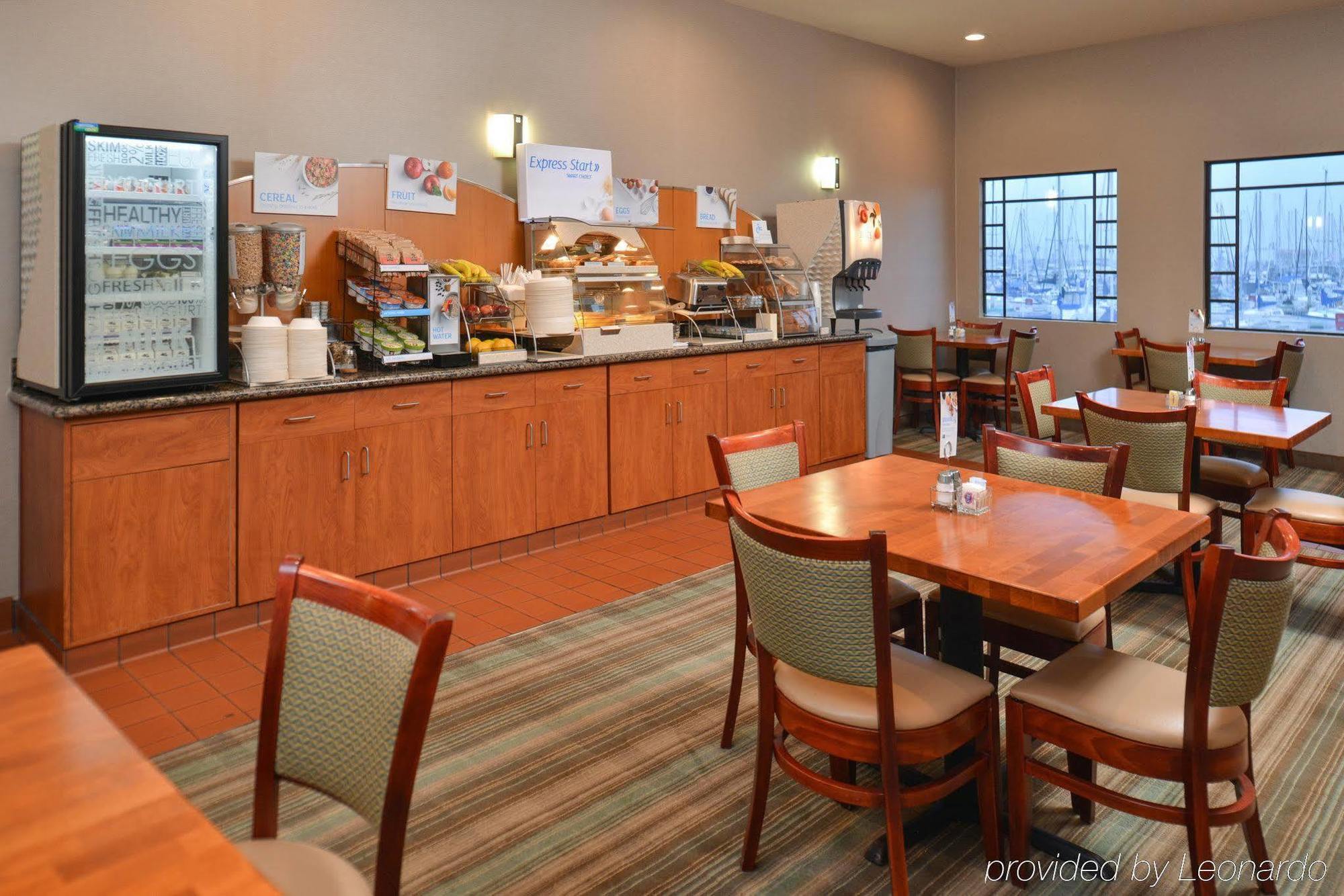 Holiday Inn Express Hotel & Suites Ventura Harbor By Ihg Zewnętrze zdjęcie